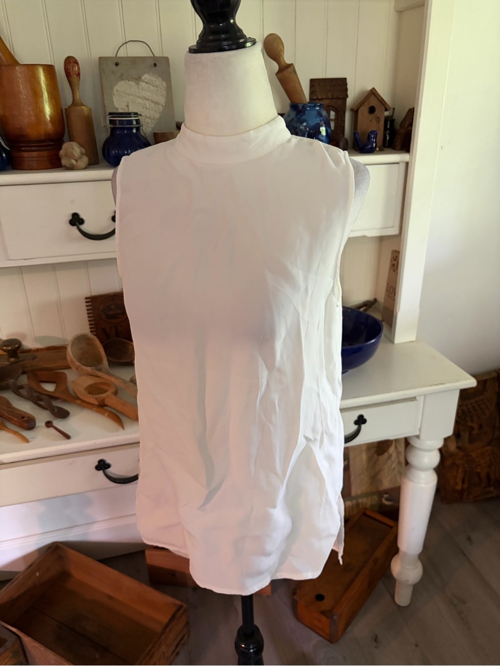 Zara Sleeveless White Mock Neck Blouse